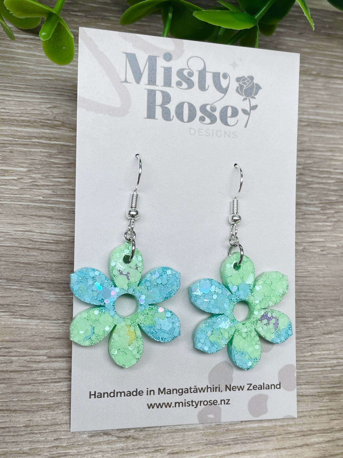 Medium Jasmine Earrings